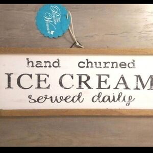 Pioneer Woman Ice cream sign